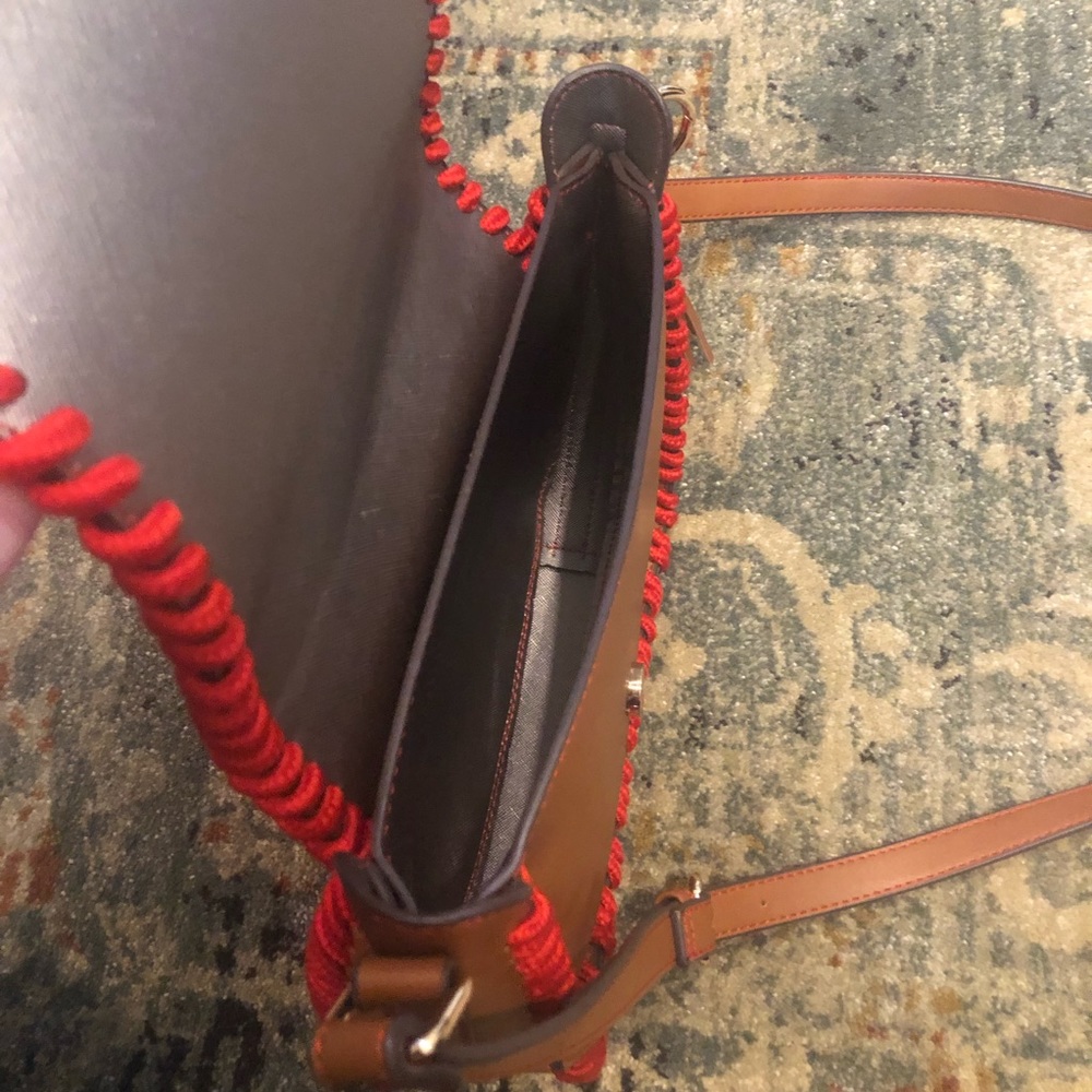 Steve Madden | Brown Purse Red Rope - Picture 5 of 5